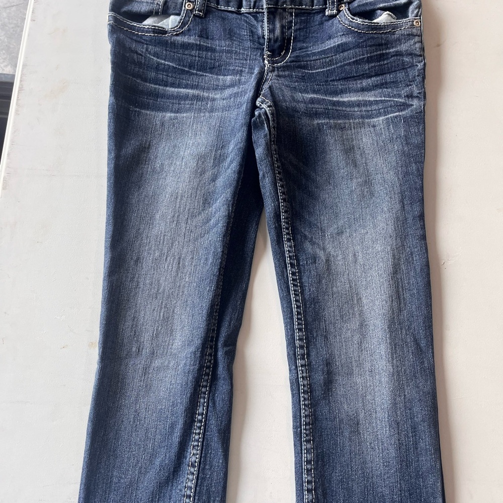 Classic Blue Straight Leg Jeans with Subtle Fading